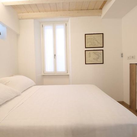 Palazzo Barindelli Suite Bianca เบลลาโจ ภายนอก รูปภาพ